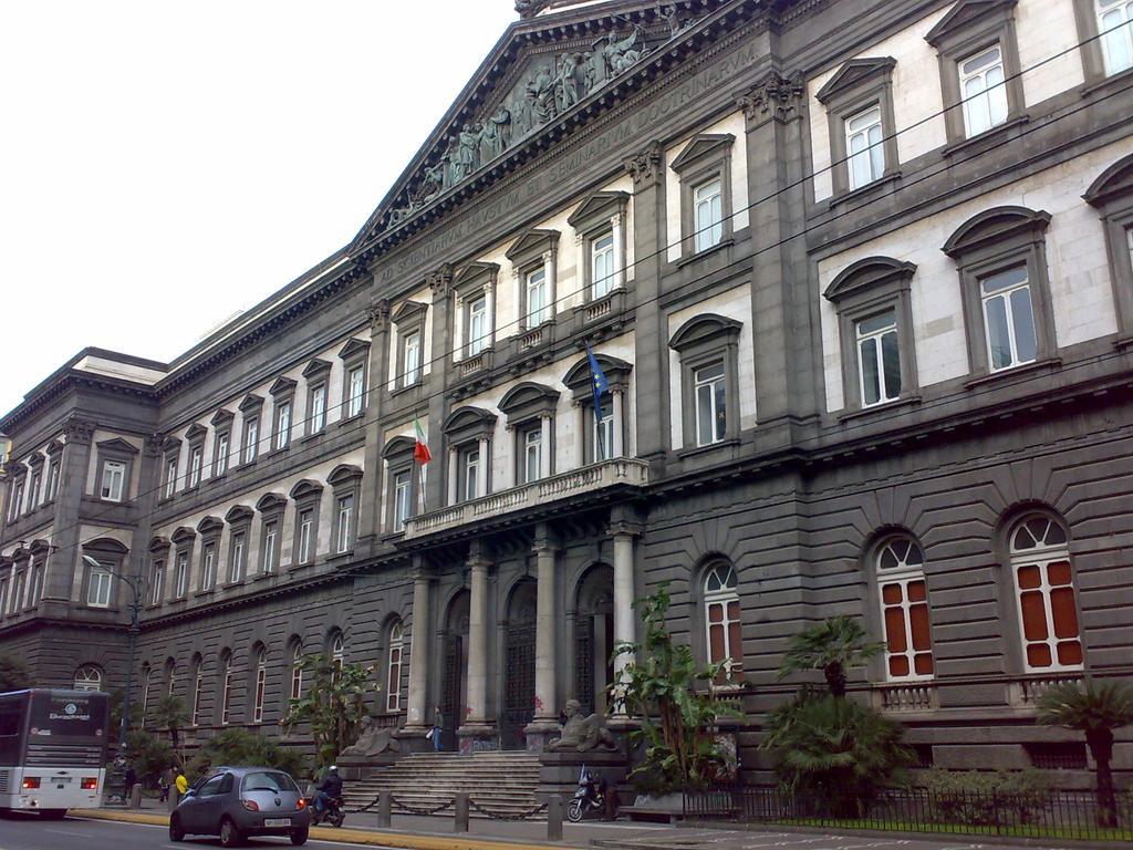 Casa San Marcellino Lägenhet Neapel Exteriör bild